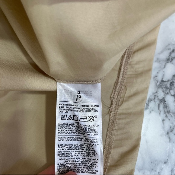 Old Navy Fit & Flare High-Neck Combination Midi Dress Sleeveless Tan Size XL - Picture 13 of 15